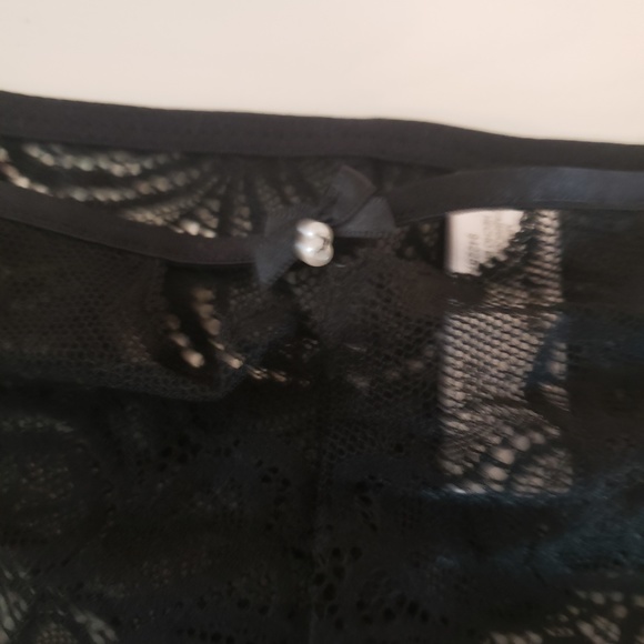 b.tempt'd by Wacoal Undisclosed Lace Thong - Picture 2 of 4